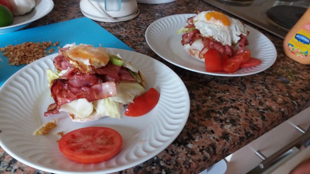 2016-02-26-12-37-32-portugal-2016-baconburgare